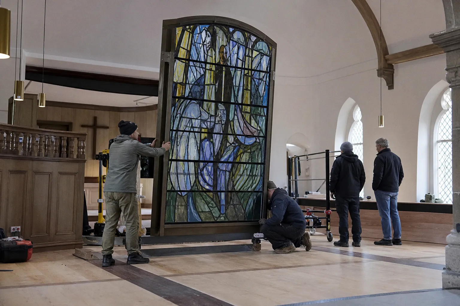 Balmaclellan church seeks new home for striking stained glass window