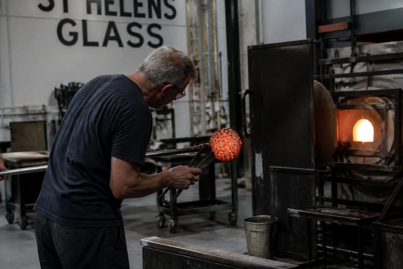 St Helens wird zum Zentrum der internationalen Glaskunst